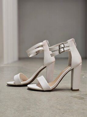 White Block Heel Sandals With Dual Ankle Straps & Back Zipper Closure Open Toe D